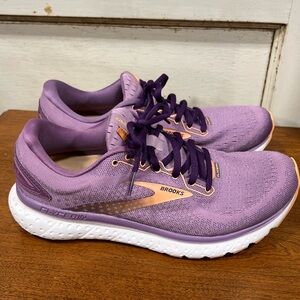 Brooks Glycerin purple athletic shoes Size 10